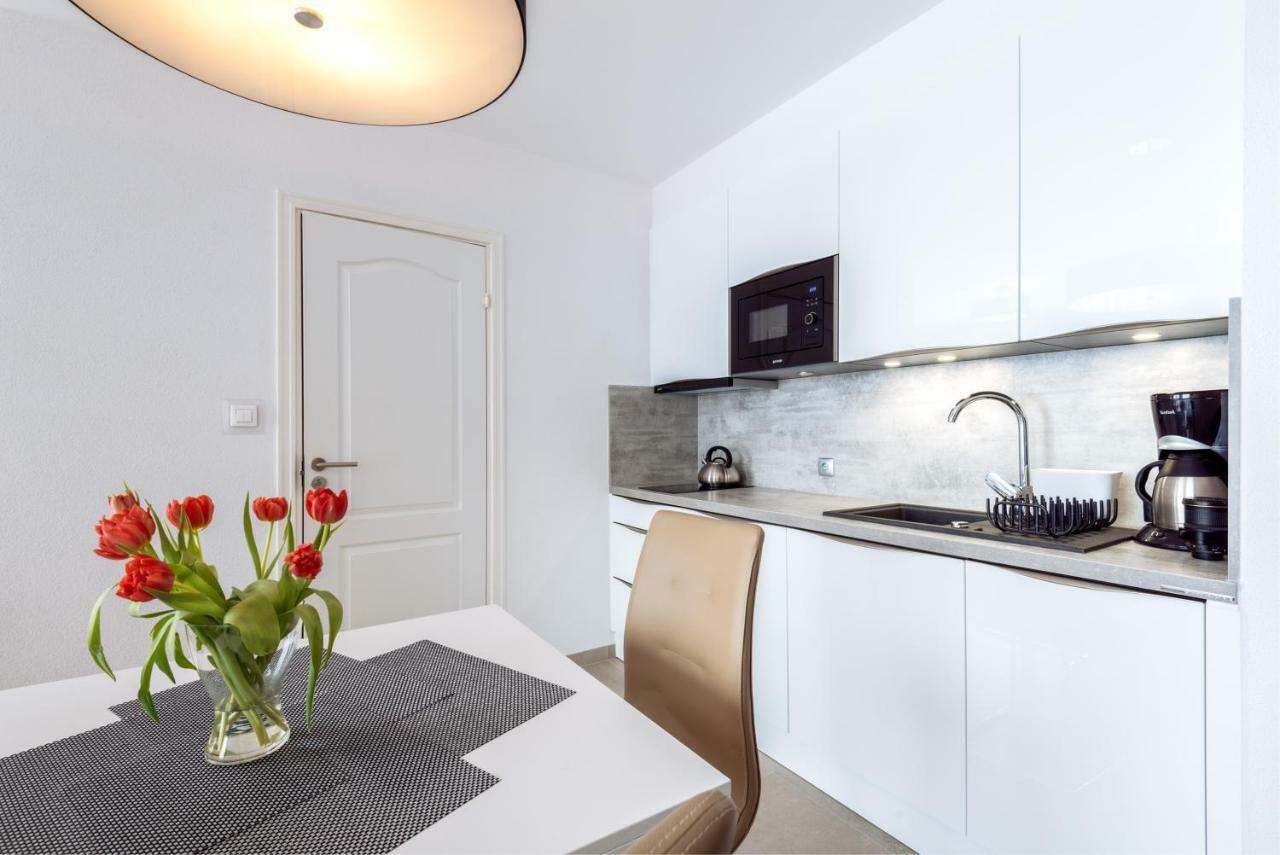 Apartamenty Navigator-Port Kołobrzeg Exterior foto